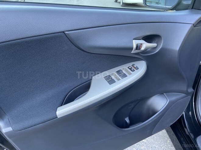 Toyota Corolla 2013, 145,000 km - 1.8 l - Bakı