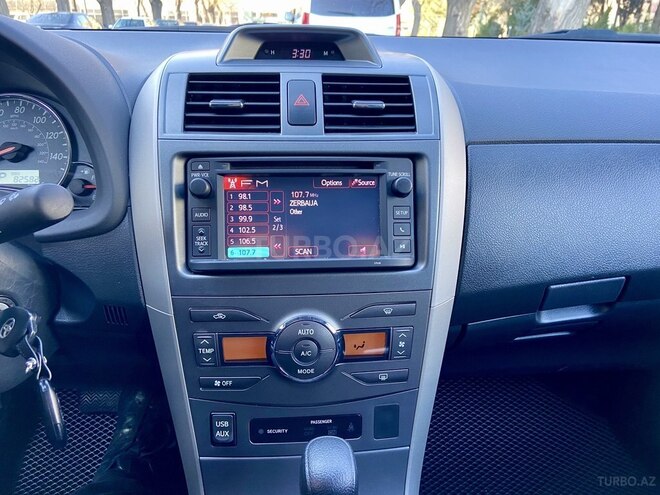 Toyota Corolla 2013, 145,000 km - 1.8 l - Bakı
