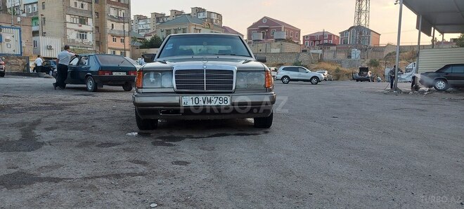 Mercedes E 200 1989, 425,385 km - 2.0 л - Bakı