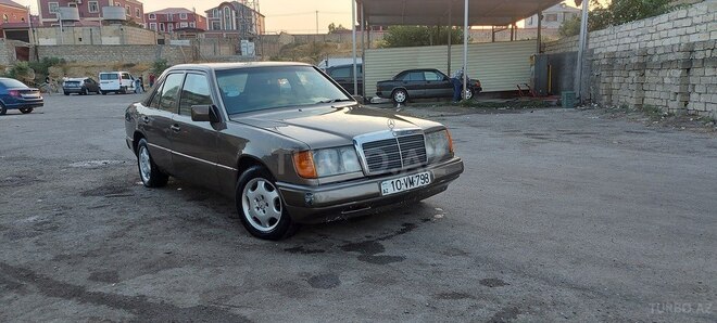 Mercedes E 200 1989, 425,385 km - 2.0 л - Bakı