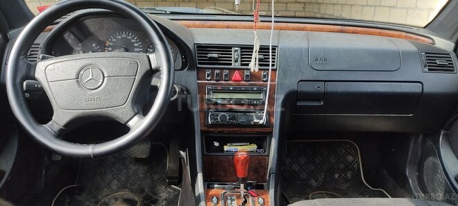 Mercedes C 180 1999, 287,000 km - 1.8 l - Salyan