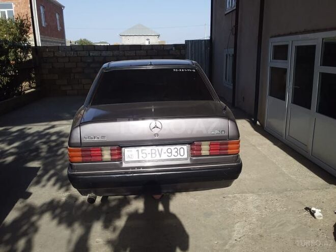 Mercedes 190 1990, 450,000 km - 2.0 l - Cəlilabad
