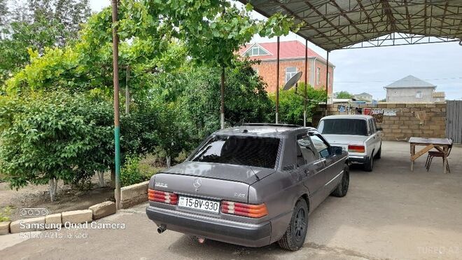 Mercedes 190 1990, 450,000 km - 2.0 l - Cəlilabad