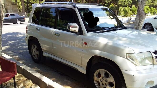 Mitsubishi Pajero io 2000, 400,000 km - 2.0 л - Bakı