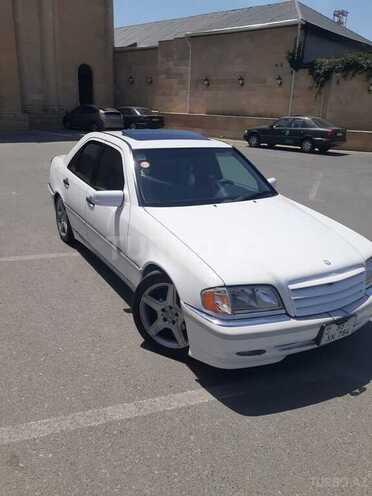 Mercedes C 230 2000, 230,000 km - 2.3 l - Bakı