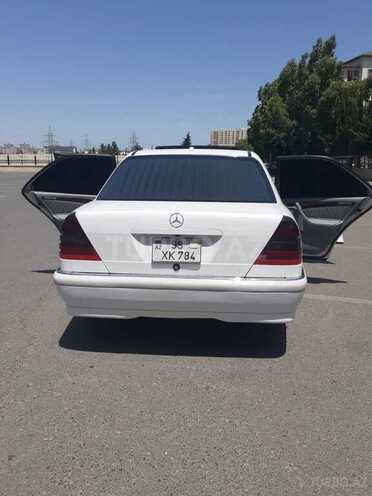 Mercedes C 230 2000, 230,000 km - 2.3 l - Bakı