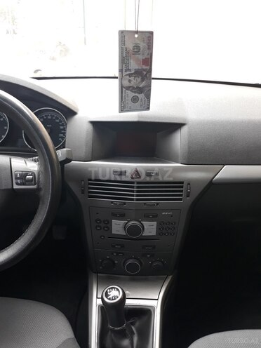 Opel Astra 2006, 204,806 km - 1.3 л - Gəncə