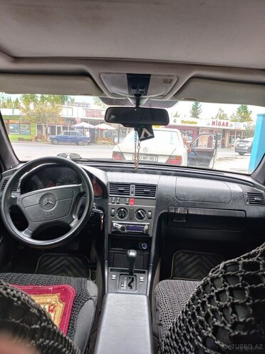Mercedes C 180 1995, 235,006 km - 1.8 l - Mingəçevir