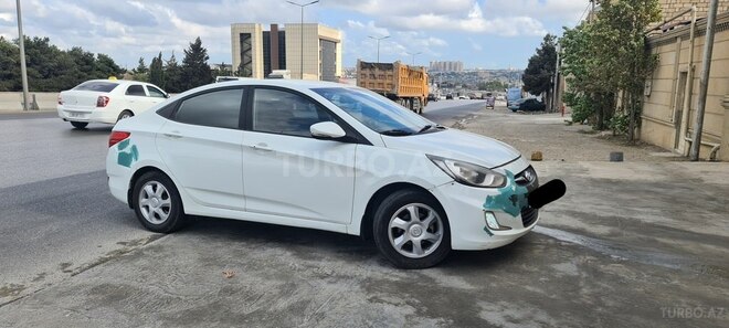 Hyundai Accent 2012, 188,123 km - 1.6 l - Bakı