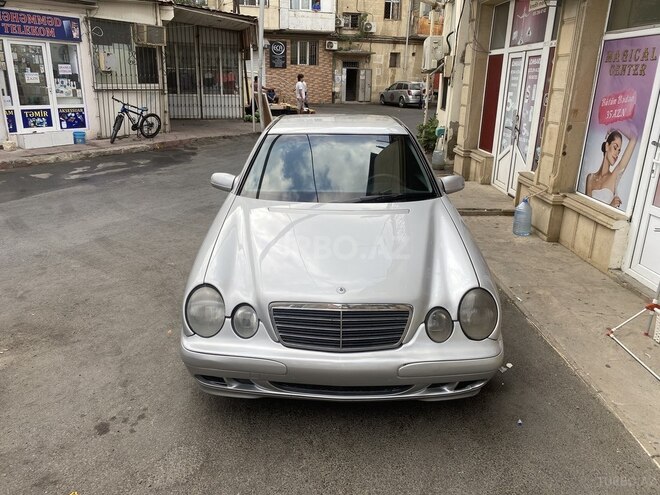 Mercedes E 220 2000, 389 km - 2.2 л - Bakı