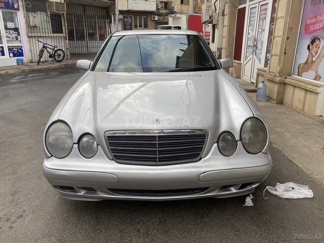 Mercedes E 220 2000, 389 km - 2.2 л - Bakı
