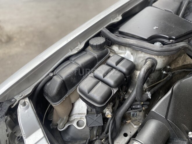 Mercedes E 220 2000, 389 km - 2.2 л - Bakı