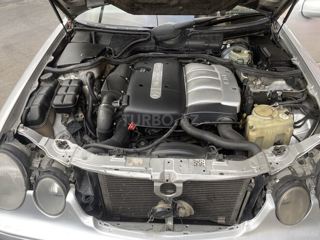 Mercedes E 220 2000, 389 km - 2.2 л - Bakı