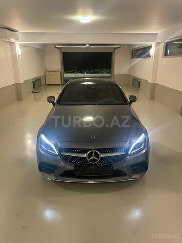 Mercedes C 300 2018, 28,000 km - 2.0 л - Bakı