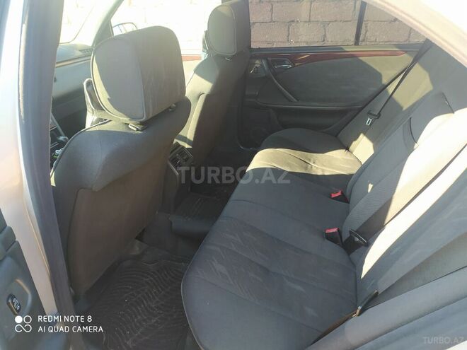 Mercedes E 220 2001, 500,000 km - 2.2 л - Bakı