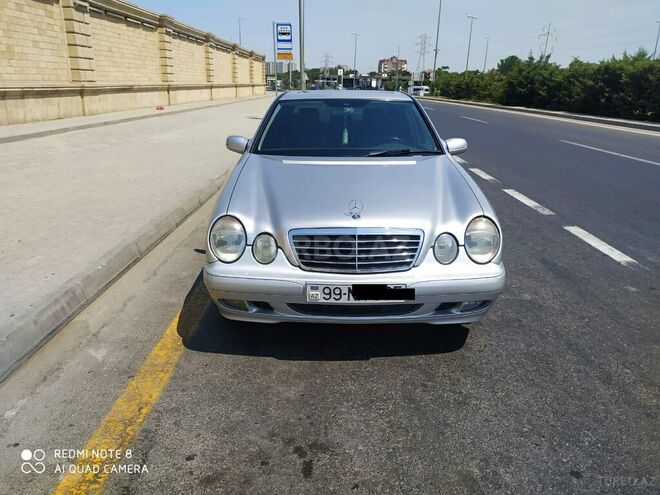 Mercedes E 220 2001, 500,000 km - 2.2 л - Bakı