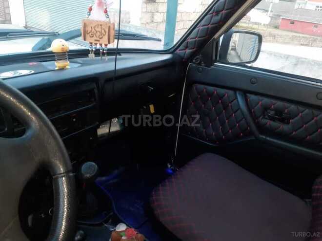 LADA (VAZ) Niva 2005, 150,000 km - 1.7 l - Astara
