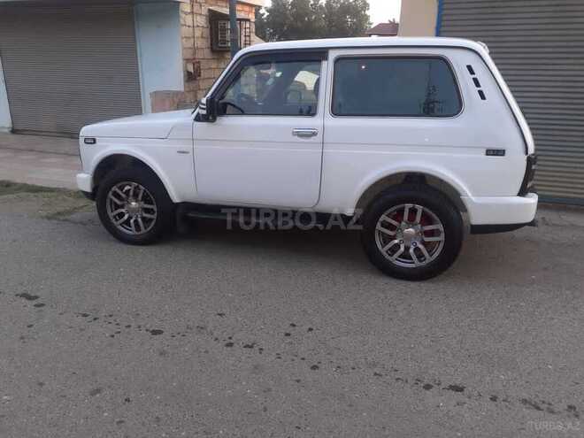 LADA (VAZ) Niva 2005, 150,000 km - 1.7 l - Astara