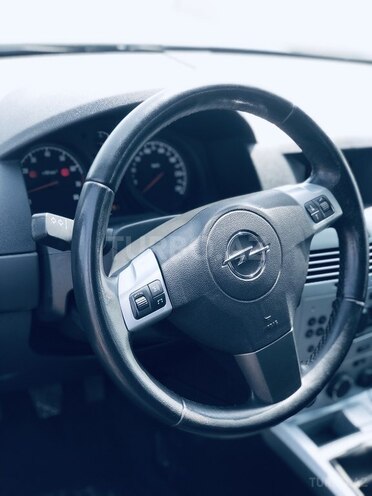 Opel Astra 2009, 153,000 km - 1.4 л - Bakı