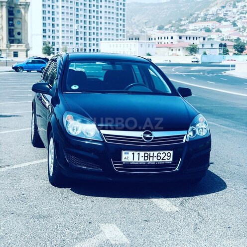 Opel Astra 2009, 153,000 km - 1.4 л - Bakı