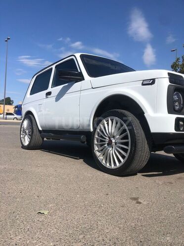 LADA (VAZ) Niva 2015, 89,000 km - 1.7 l - Qazax
