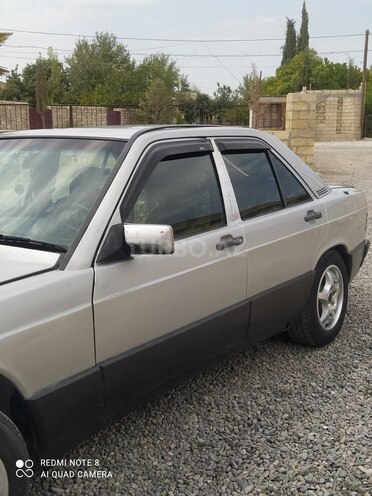 Mercedes 190 1989, 520,350 km - 2.0 л - Bərdə