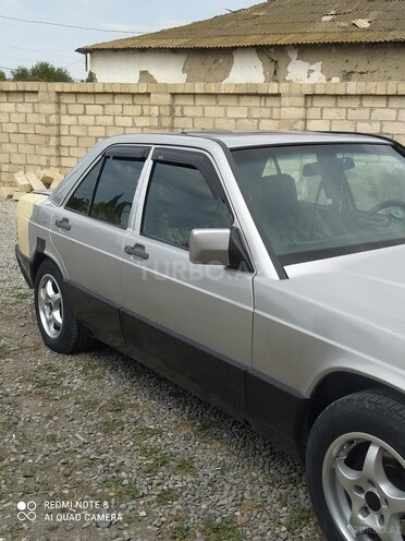 Mercedes 190 1989, 520,350 km - 2.0 л - Bərdə