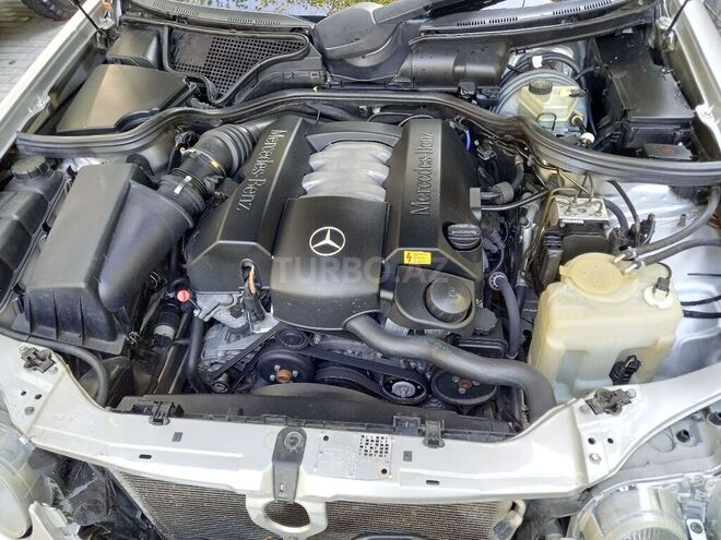 Mercedes E 280 1999, 220,000 km - 2.8 l - Mingəçevir