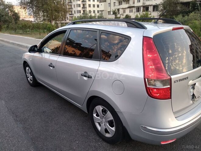 Hyundai i30 2009, 139,000 km - 1.6 л - Bakı