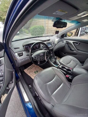 Hyundai Elantra 2015, 112,800 km - 1.8 л - Bakı