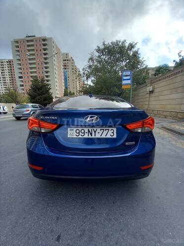 Hyundai Elantra 2015, 112,800 km - 1.8 л - Bakı