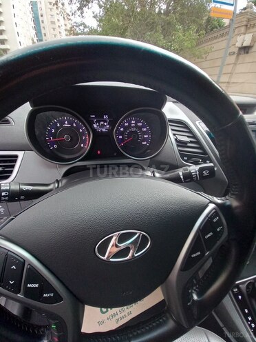 Hyundai Elantra 2015, 112,800 km - 1.8 л - Bakı