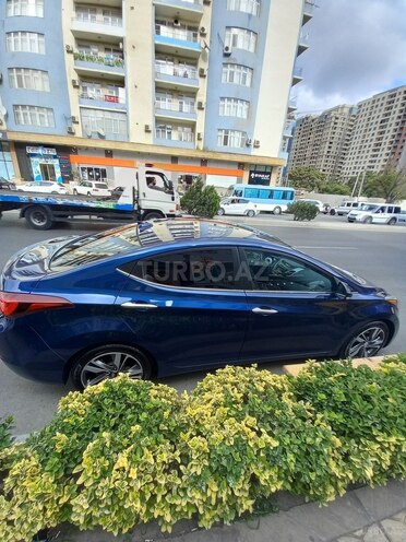 Hyundai Elantra 2015, 112,800 km - 1.8 л - Bakı