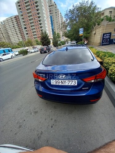 Hyundai Elantra 2015, 112,800 km - 1.8 л - Bakı