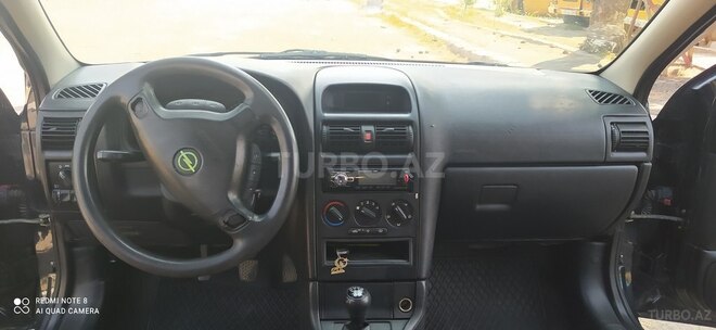 Opel Astra 1998, 321,000 km - 1.8 l - Şəki