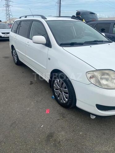 Toyota Corolla 2006, 220,000 km - 1.4 l - Bakı