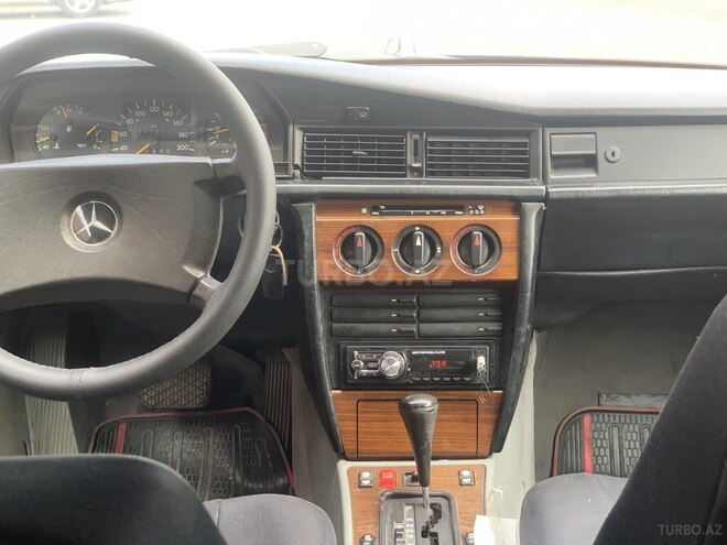 Mercedes 190 1990, 325,000 km - 2.0 л - Bakı