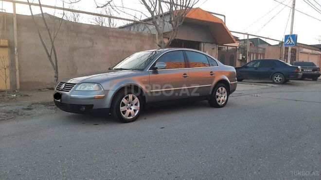 Volkswagen Passat 2004, 410,000 km - 1.8 l - Bakı