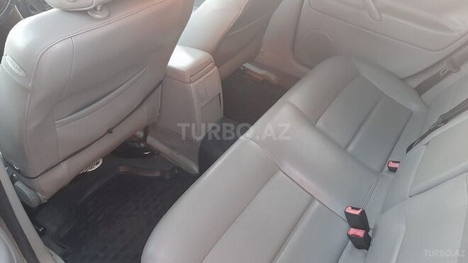 Volkswagen Passat 2004, 410,000 km - 1.8 l - Bakı