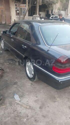 Mercedes C 230 1997, 275,000 km - 2.3 l - Bakı