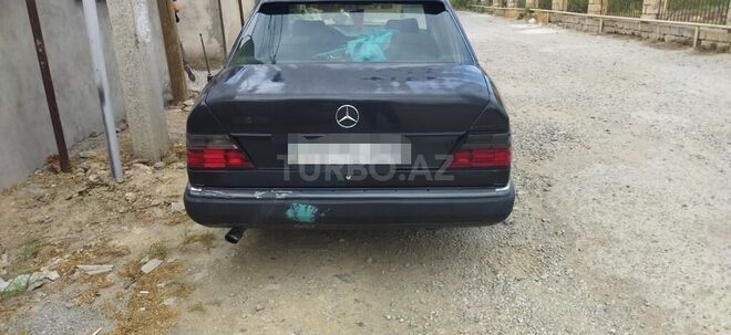 Mercedes E 230 1992, 400,000 km - 2.3 л - Sumqayıt