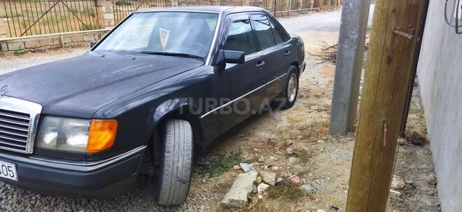Mercedes E 230 1992, 400,000 km - 2.3 л - Sumqayıt