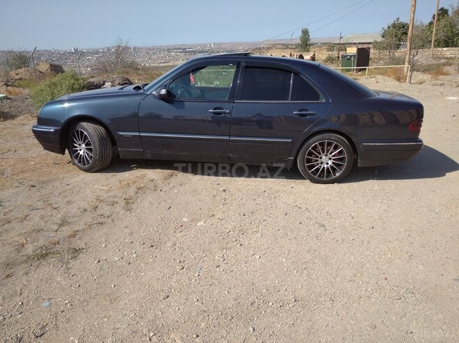 Mercedes E 270 1999, 396,000 km - 2.7 l - İmişli