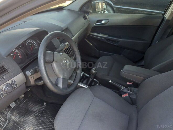 Opel Astra 2004, 225,000 km - 1.4 l - Bakı