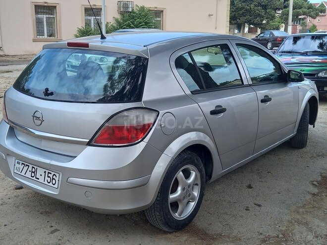 Opel Astra 2004, 225,000 km - 1.4 l - Bakı
