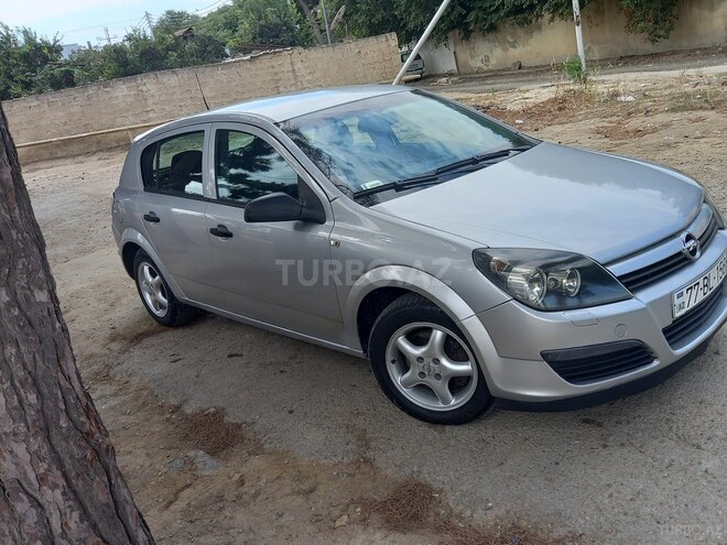 Opel Astra 2004, 225,000 km - 1.4 l - Bakı