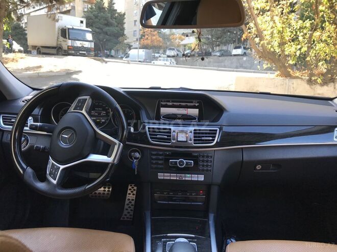 Mercedes E 220 2014, 180,000 km - 2.2 л - Bakı
