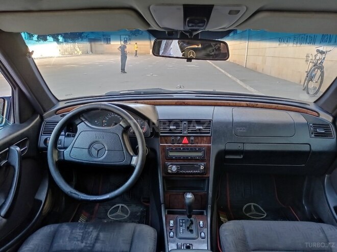 Mercedes C 240 1997, 336,000 km - 2.4 l - Bakı