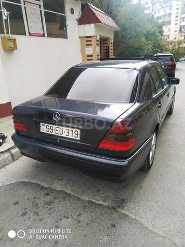 Mercedes C 180 1999, 330,000 km - 1.8 l - Bakı