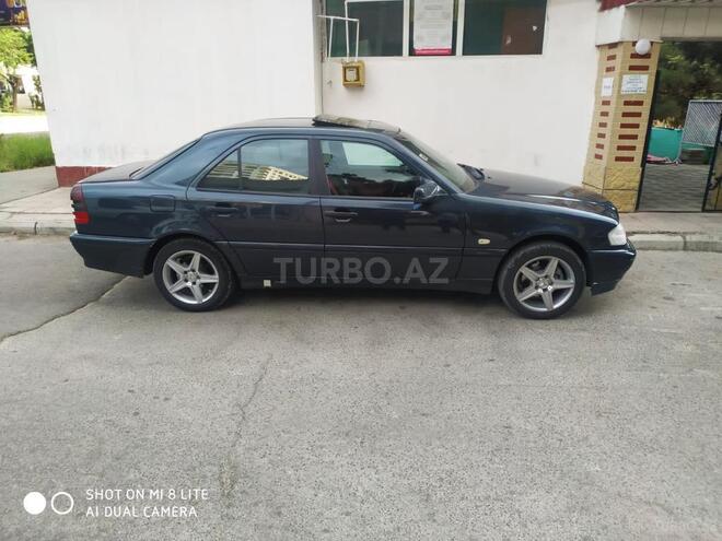 Mercedes C 180 1999, 330,000 km - 1.8 l - Bakı